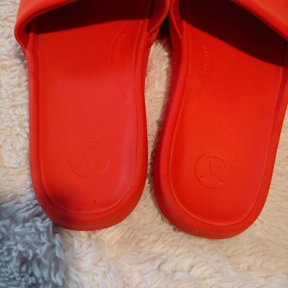 Lululemon Restfeel Womens Comfortable Slip-on Sandals Solar Orange - Picture 7 of 12